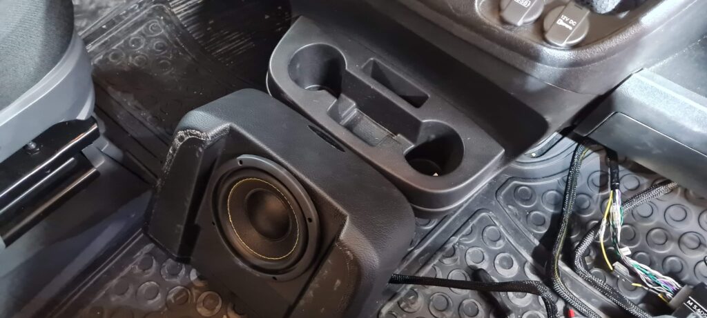 Fiat Ducato Wohnmobil Sound Subwoofer Jehnert MiKo