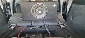 Mercedes CLA (X118) - Subwoofer-Lösung mit ESX + Rockford Fosgate 4 Mercedes CLA Subwoofer Rockford Fosgate