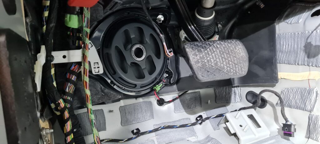 Mercedes C-Klasse S205 - Soundupgrade Match DSP 1 Mercedes S205 C-Klasse Sound Upgrade
