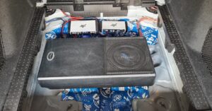 Peugeot 308 III Kombi (2022) - Soundupgrade ESX 3 Peugeot 308 Soundsystem Subwoofer Thunder
