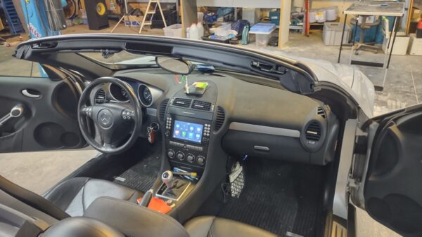 Mercedes SLK R171 Autoradio Dyanavin