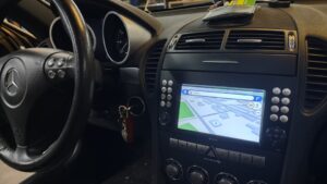 Mercedes SLK R171 Autoradio Dyanavin Navigation