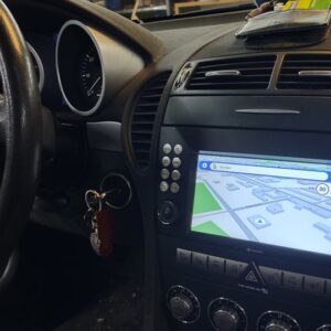 Mercedes SLK R171 Autoradio Dyanavin Navigation