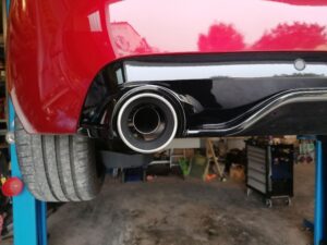 Peugeot 308 GTI - Remus Auspuffanlage mit Klappe 2 Peugeot 308 GTI Auspuff Remus