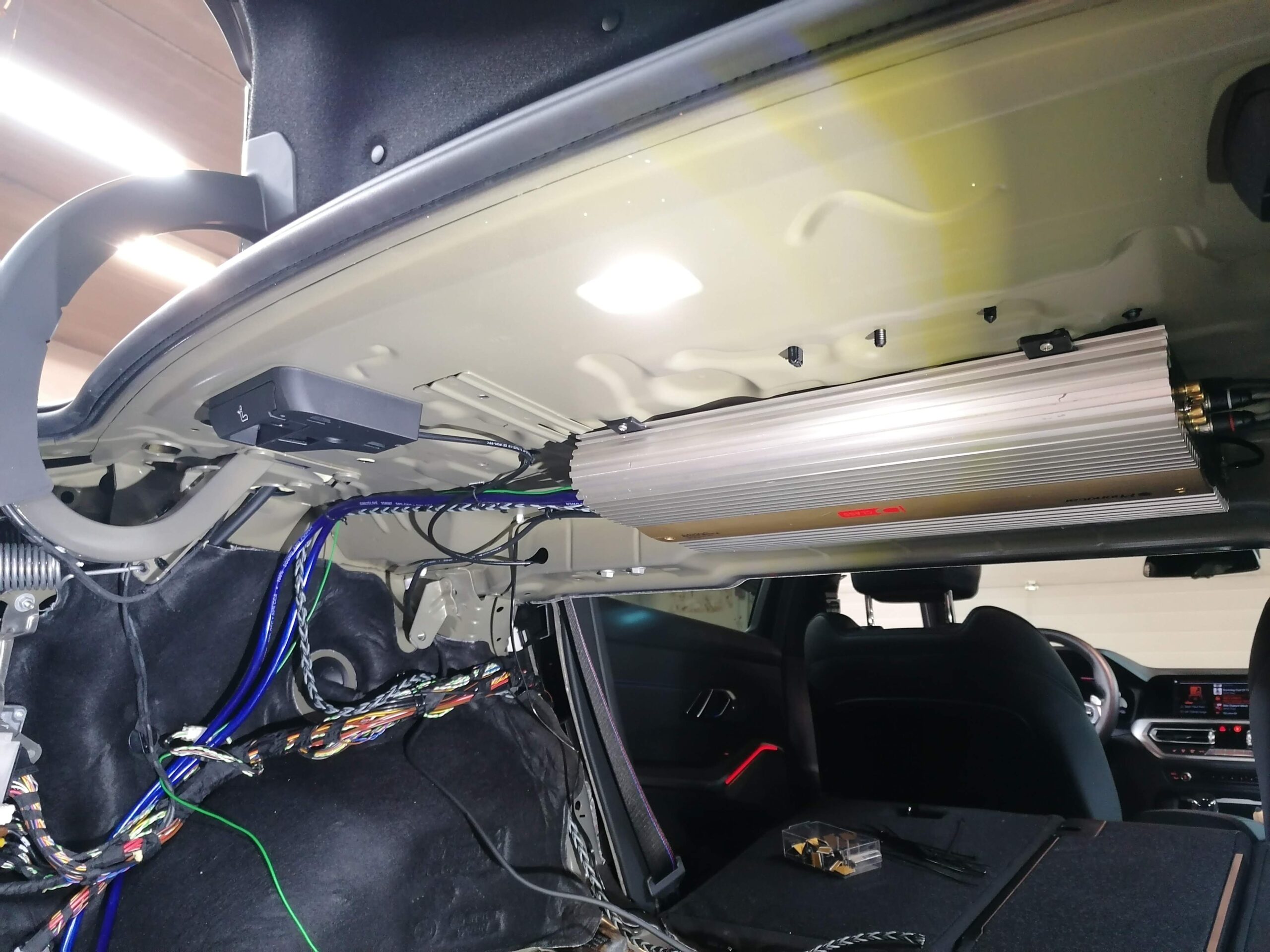 BMW G20 Extreme Subwoofer