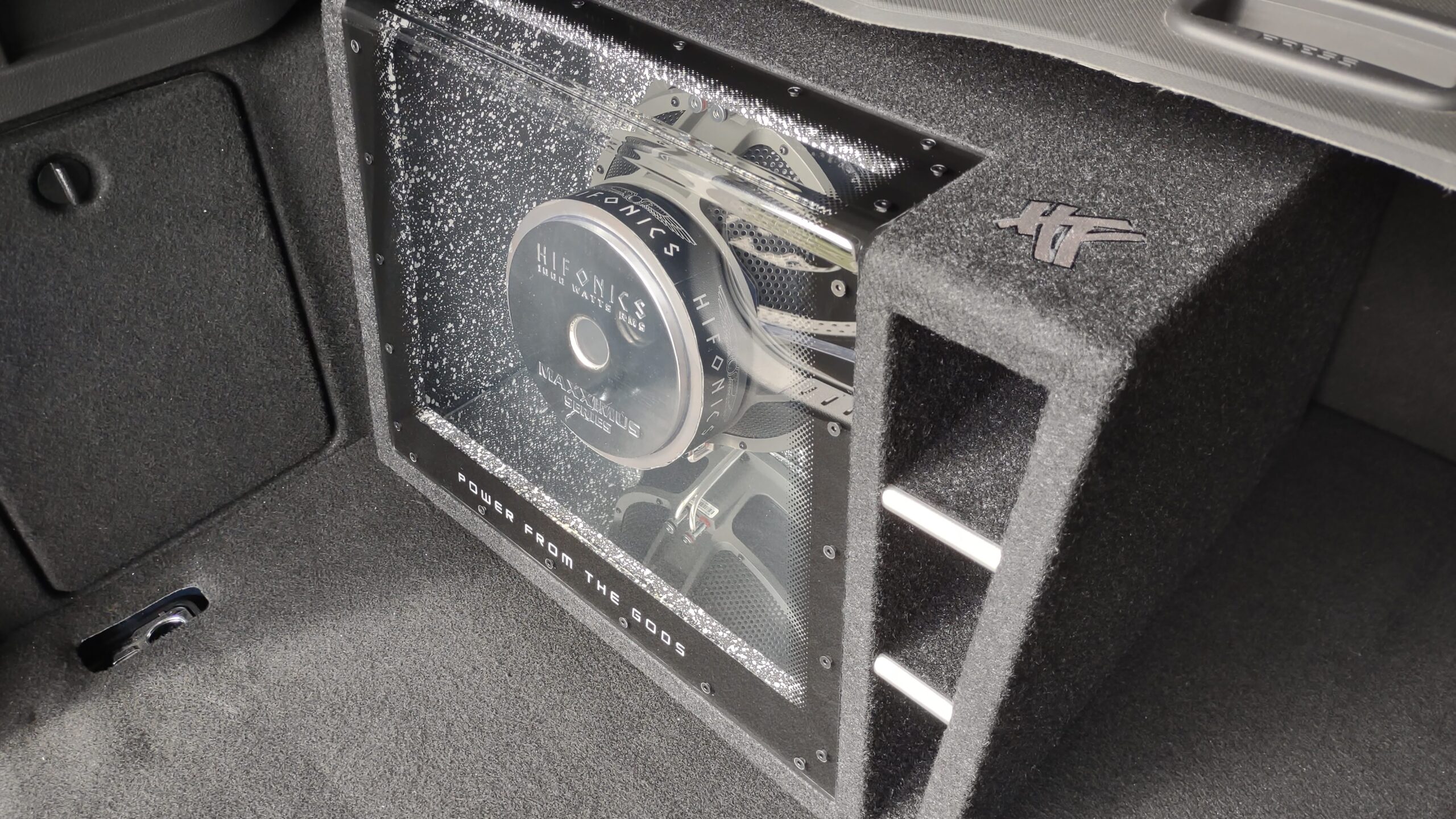 Ford Focus Hifoincs Subwoofer MXZ12BP