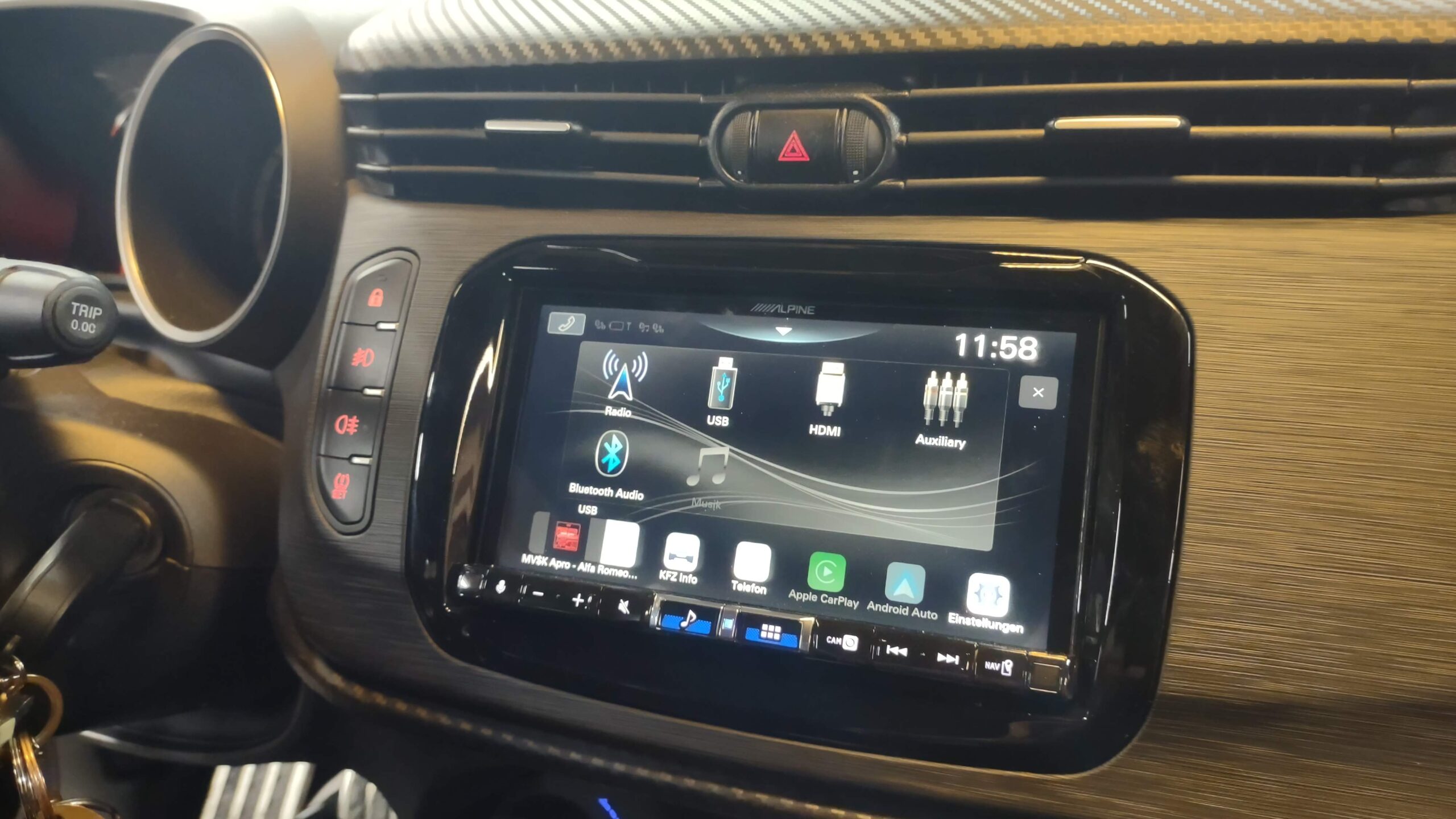 Alfa Giulietta Radio Alpine