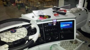 Scania Radio (R-Serie V8) 4 Scania Radio R-Serie V8 Alpine X8