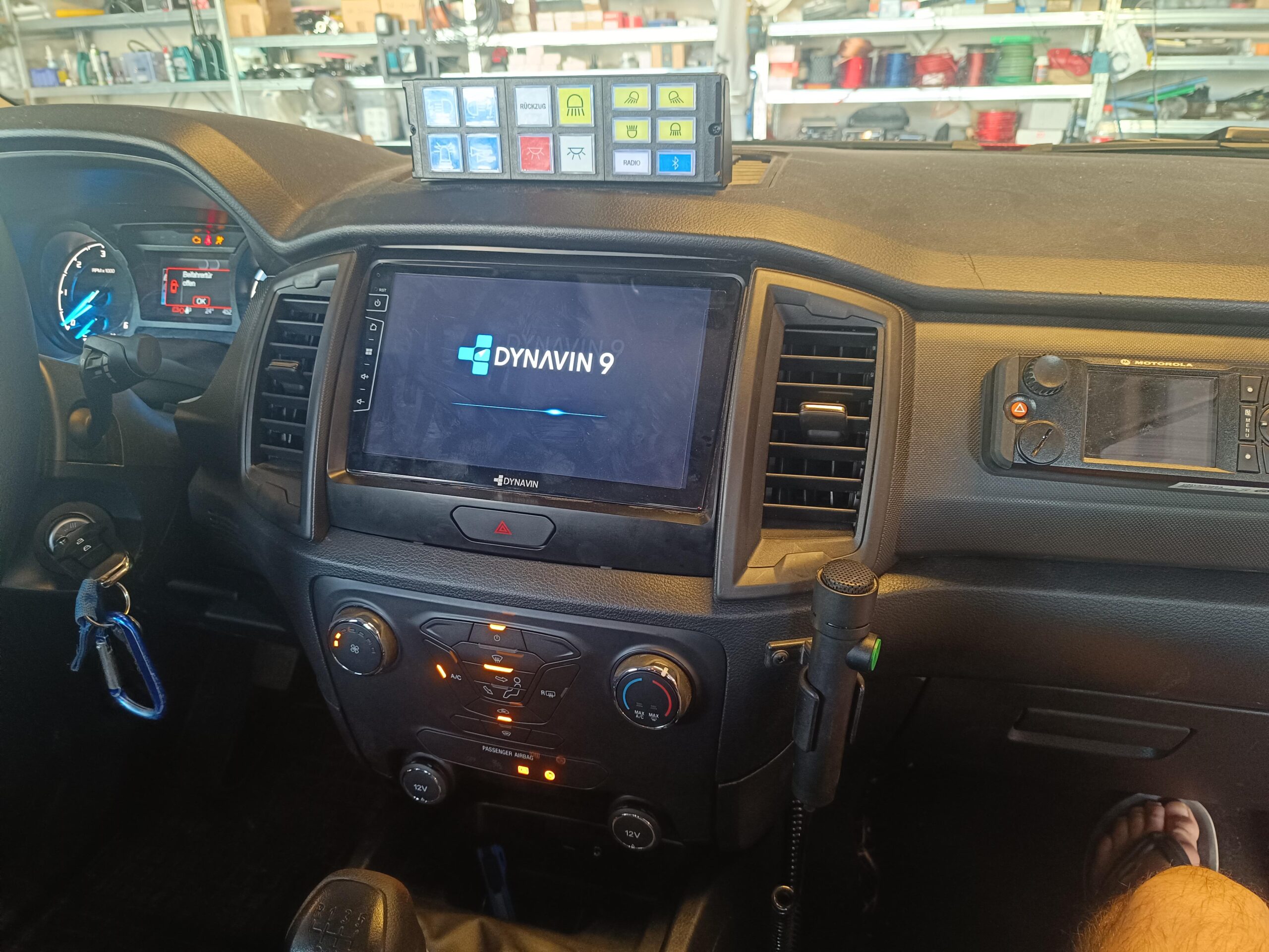 Ford Ranger Autoradio Dynavin Feuerwehr Wöllersdorf 