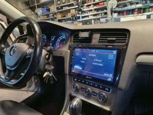 VW Golf 7 - Dynavin-Radio Android Auto / Apple Carplay 5 VW Golf 7 Dynavin Radio