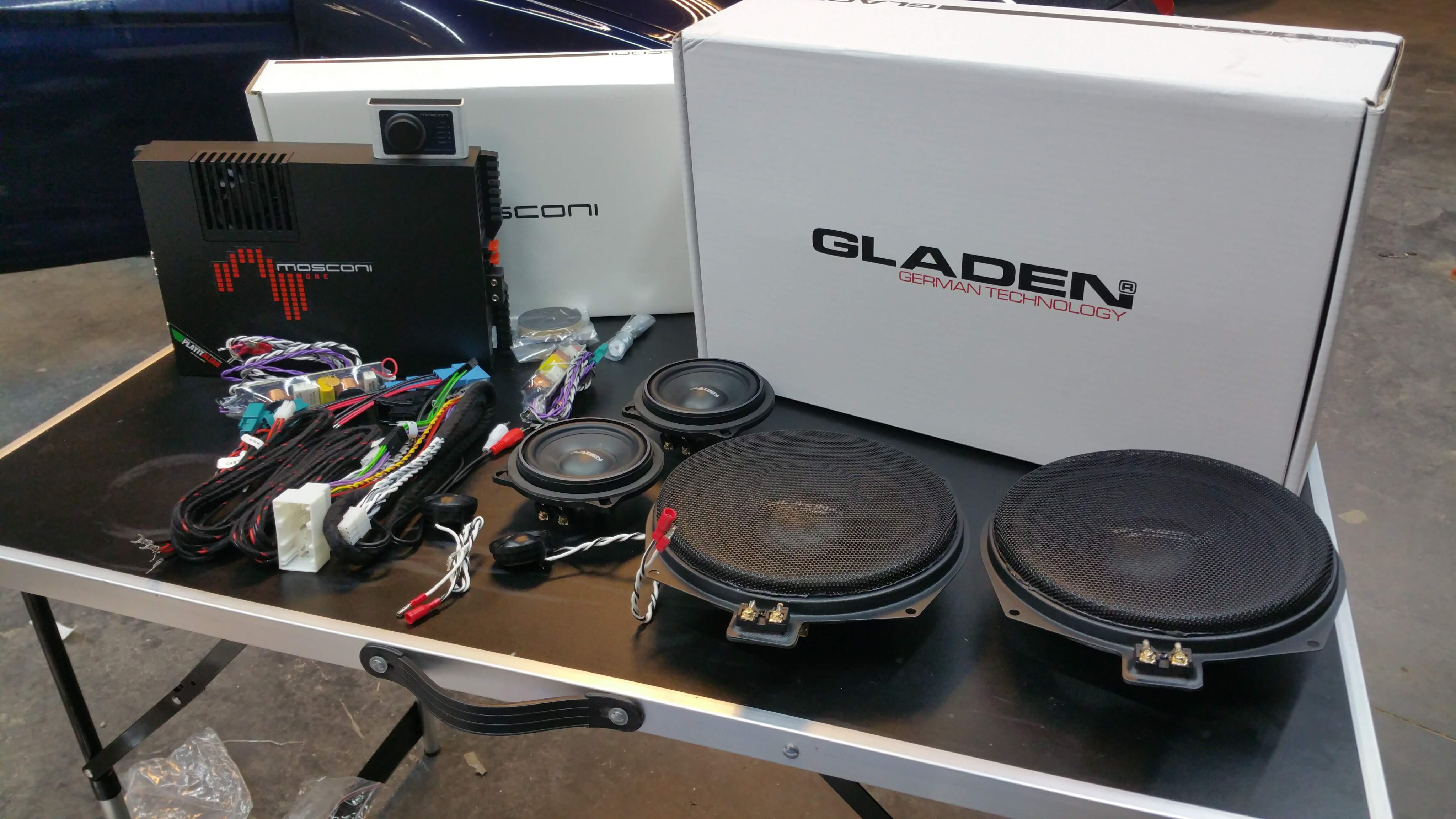BMW F30 Soundsystem (Upgrade Hifi 676) 1 BMW F30 Soundsystem Gladen Subwoofer
