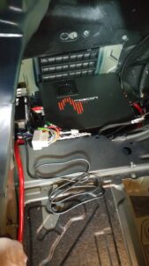 BMW F30 Soundsystem (Upgrade Hifi 676) 7 BMW F30 Soundsystem Gladen Subwoofer