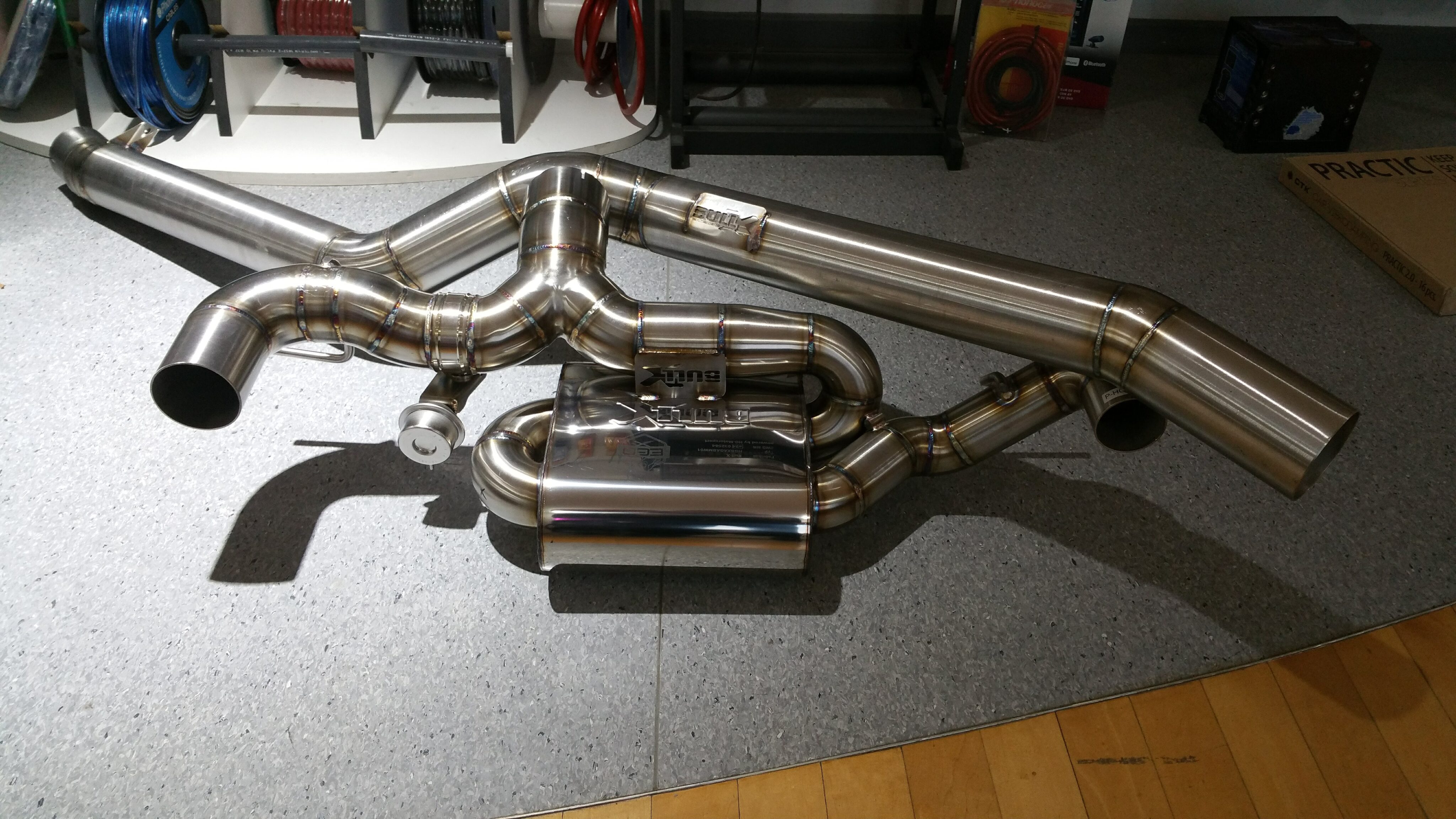BMW F20 M140i Sportauspuff mit Klappensteuerung 1 HG Motorsport Sportauspuff BMW F20