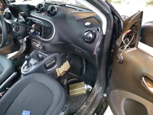 Smart Fortwo Soundsystem mit Subwoofer 9 Smart Fortwo i-Sotec