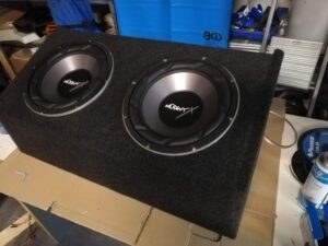 VW Golf 2 Subwoofer nach Maß 3 Subwoofer Gehäuse nach Maß