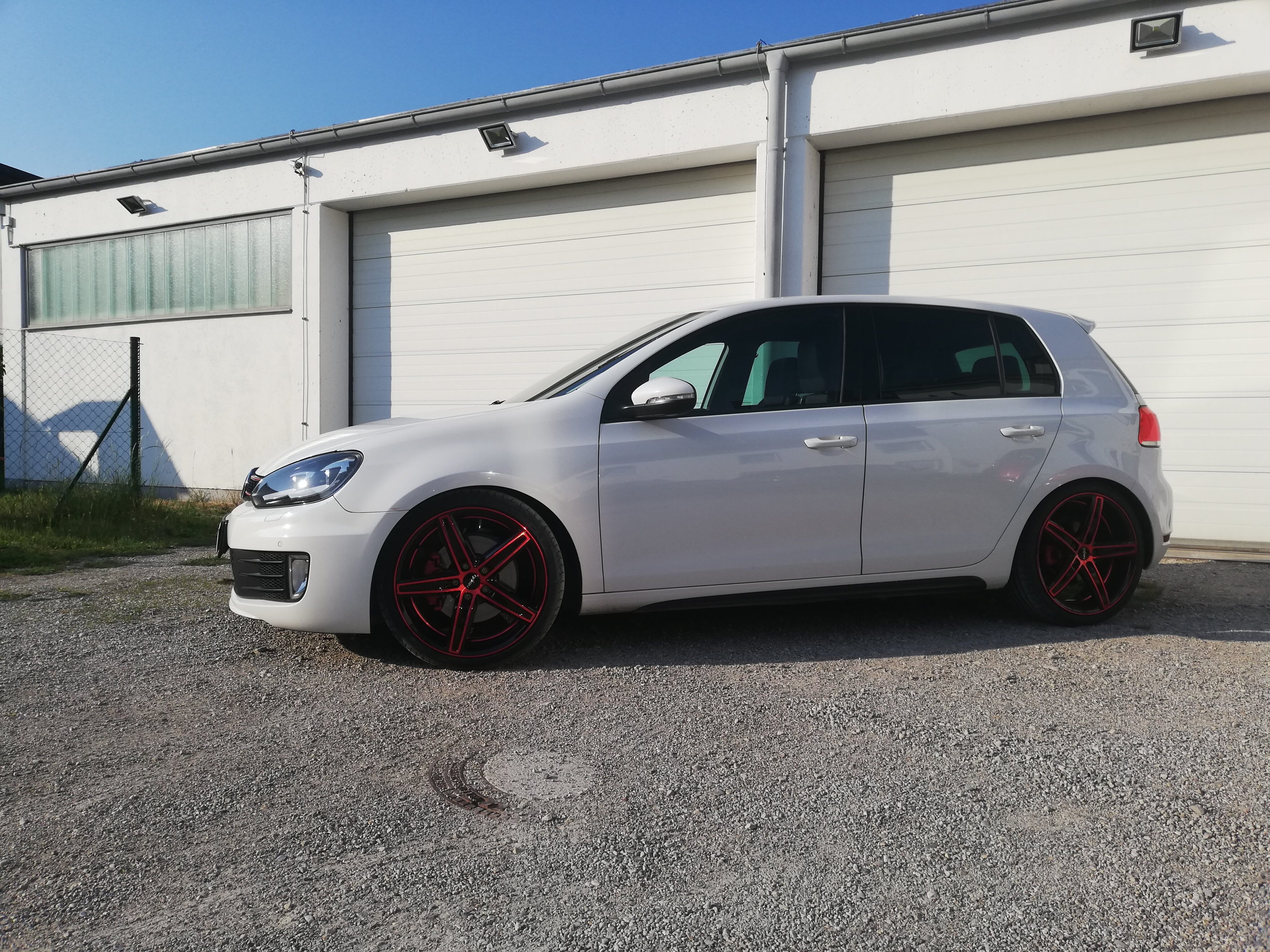 VW Golf 6 GTI Gewindefahrwerk und Auspuff 1 VW Golf 6 GTI KW Gewindefahrwerk