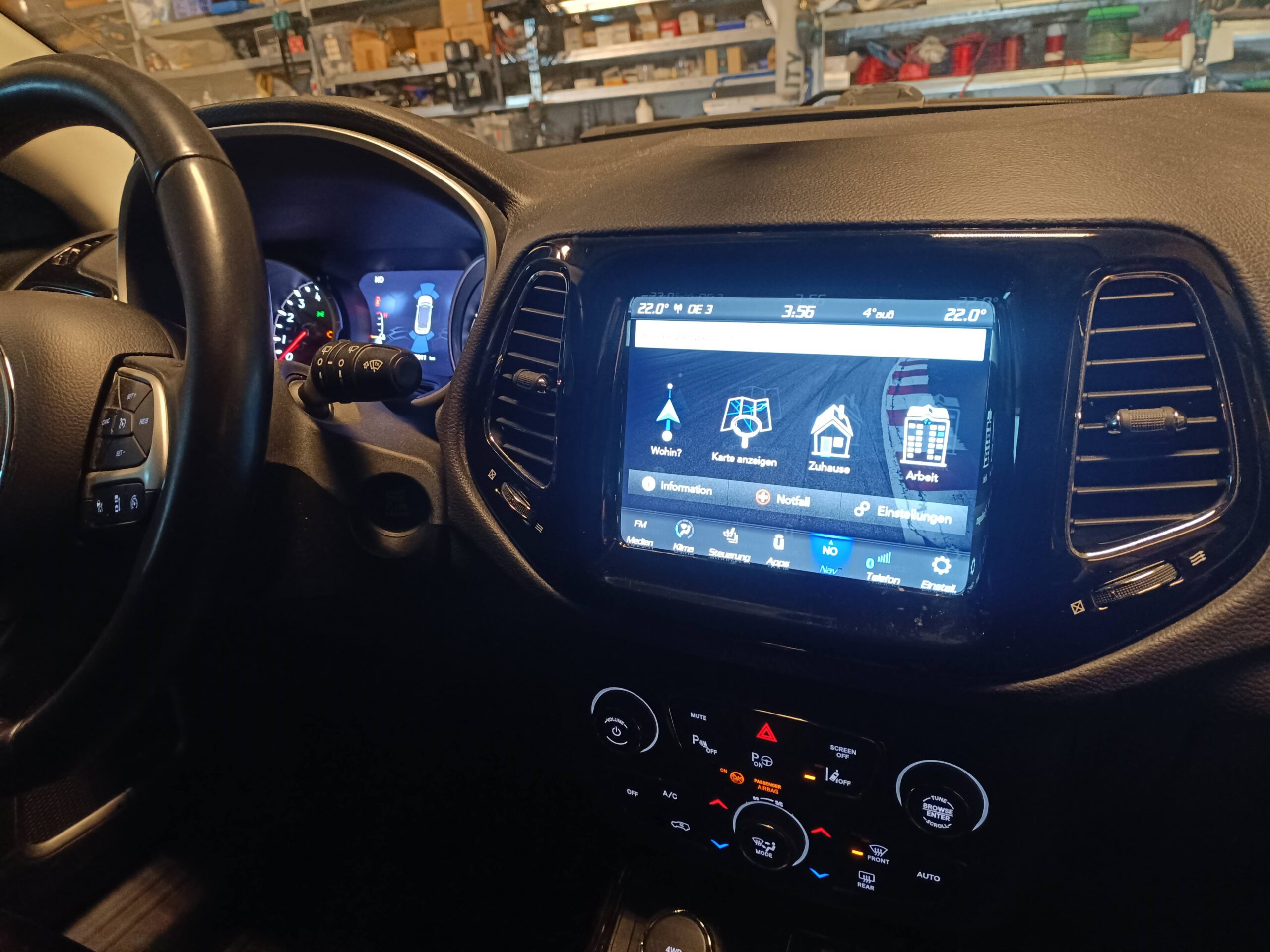 Jeep Compass Radio Displaytausch