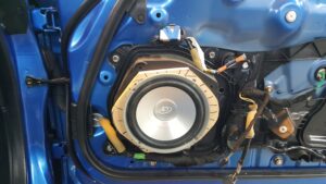 Mazda MX-5 Soundsystem für Top Klang "oben ohne" 7 Mazda MX-5 Sound Lautsprecheradapter Dego Spaceline