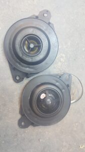 Mazda MX-5 Soundsystem für Top Klang "oben ohne" 8 Mazda MX-5 Sound Lautsprecheradapter Dego Spaceline Hochtöner