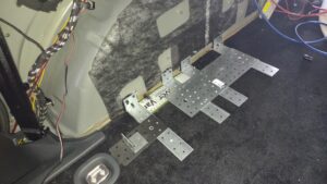 Campervan Autark VW Caddy Befestigung Batterie