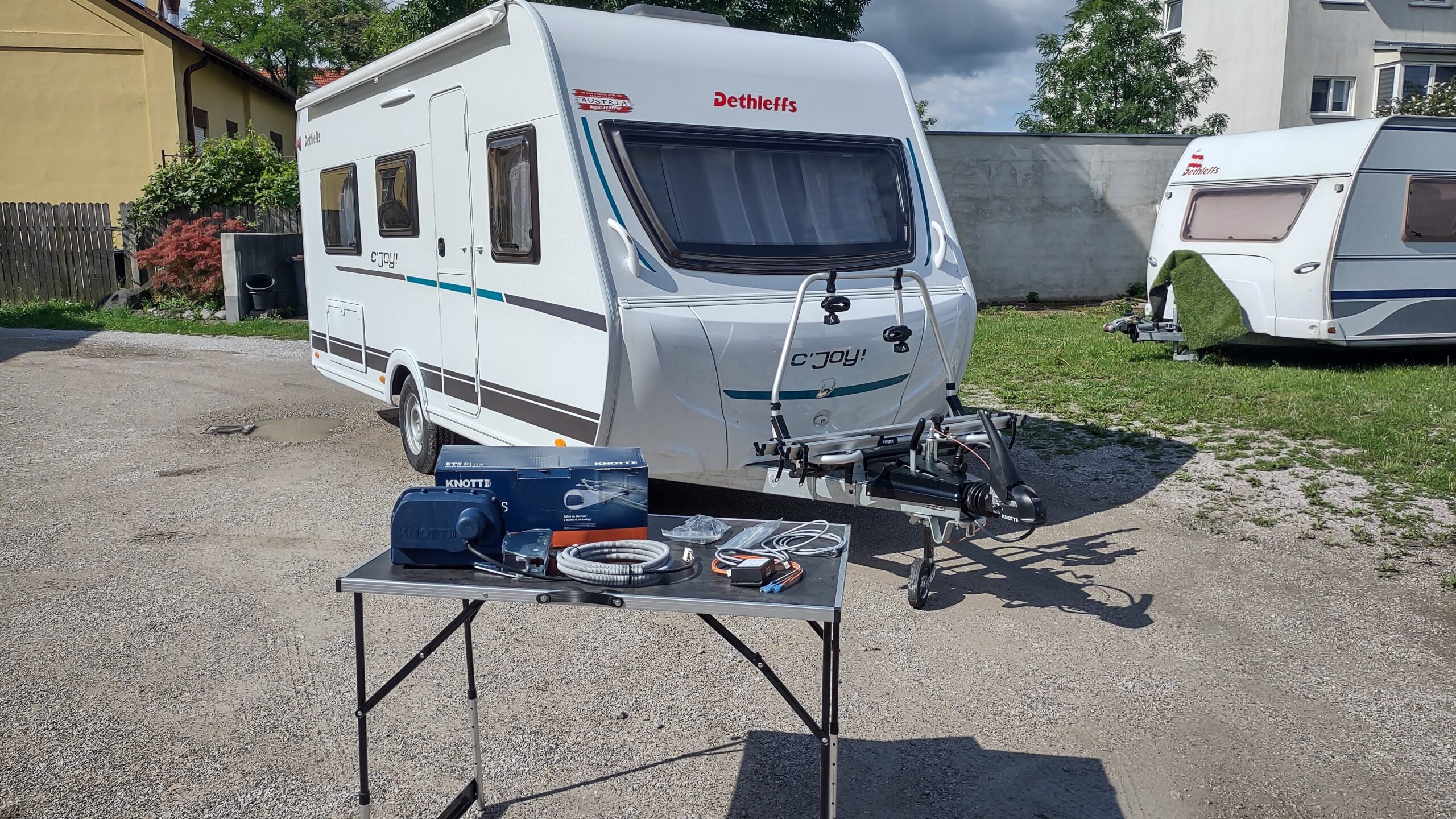 Knott ETS Plus Dethleffs Cjoy