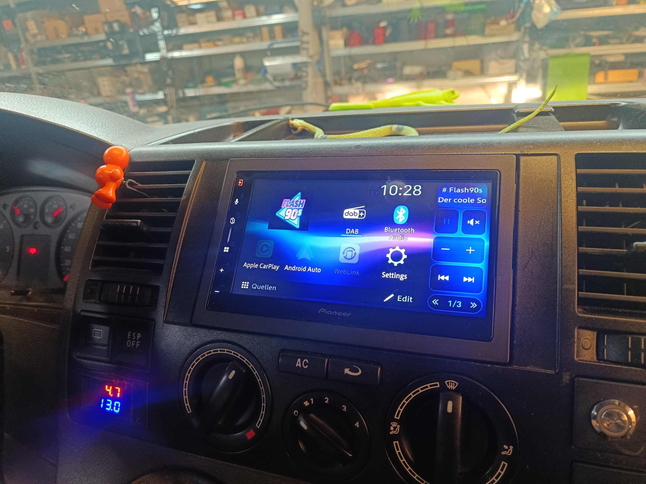 VW T5 Transporter Autoradio Pioneer SPH-DA77DAB Menü