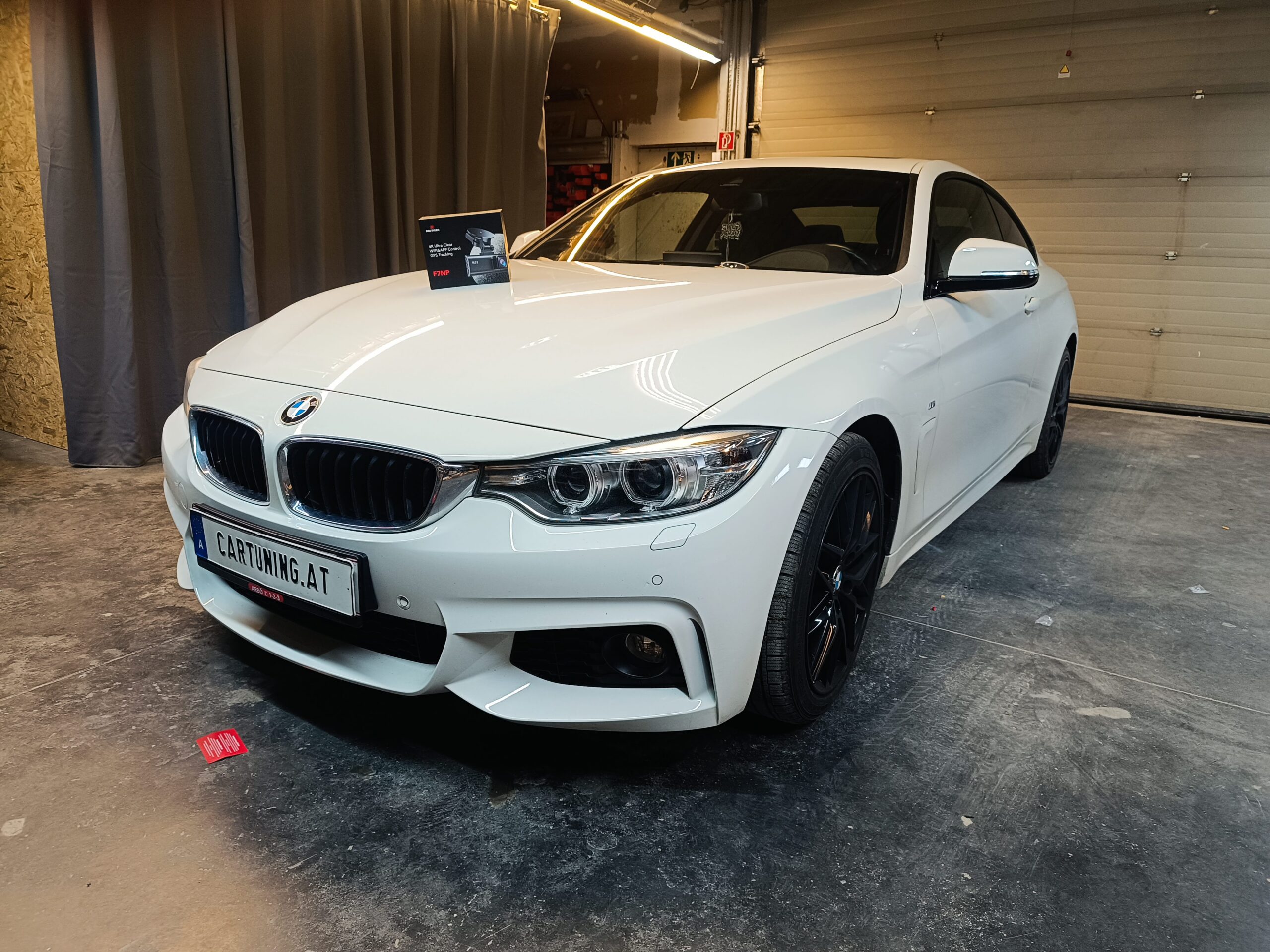 BMW F32 Dashcam Einbau