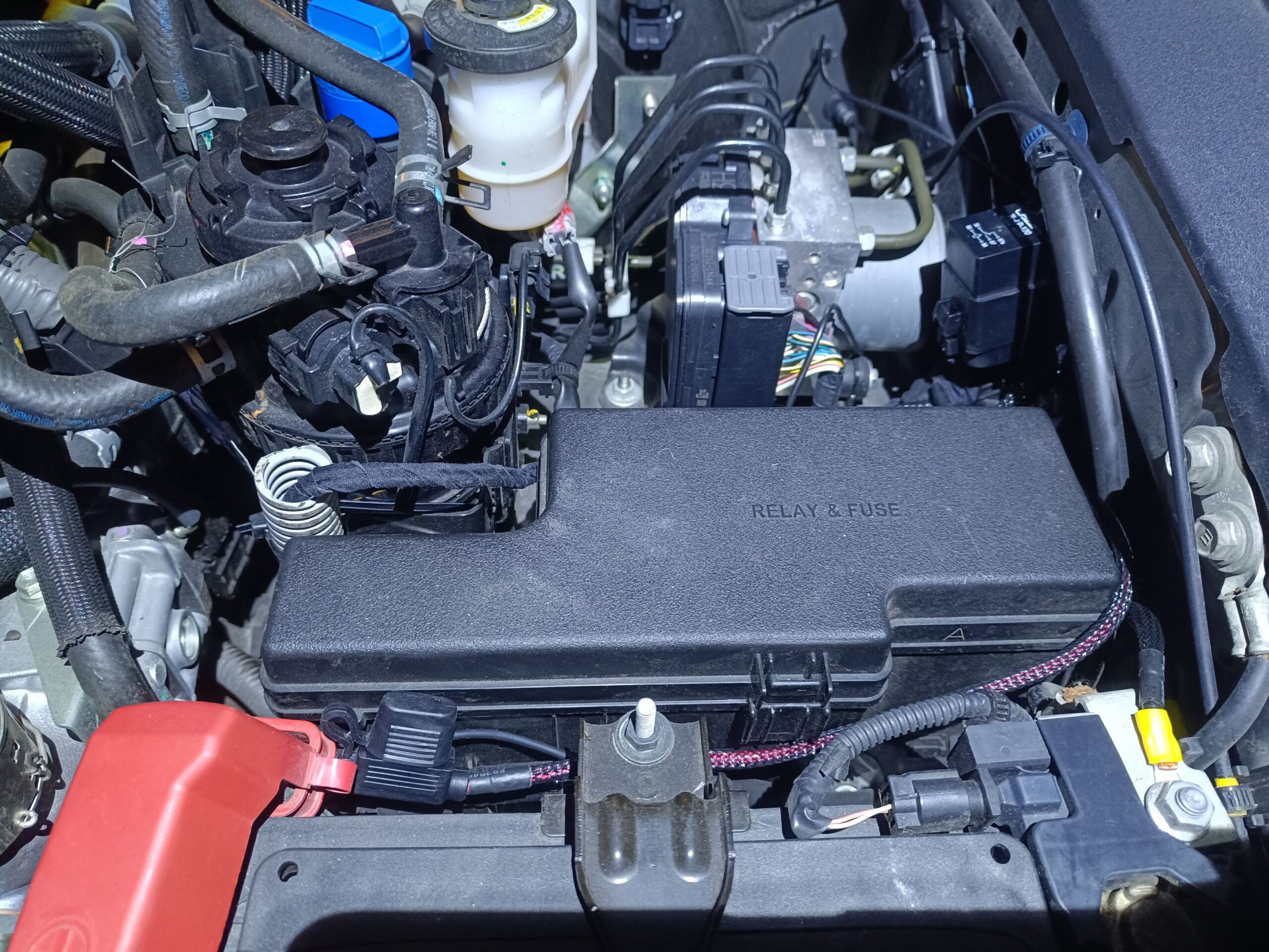 Toyota HiLux Lazer Lights LED Kabel Relais