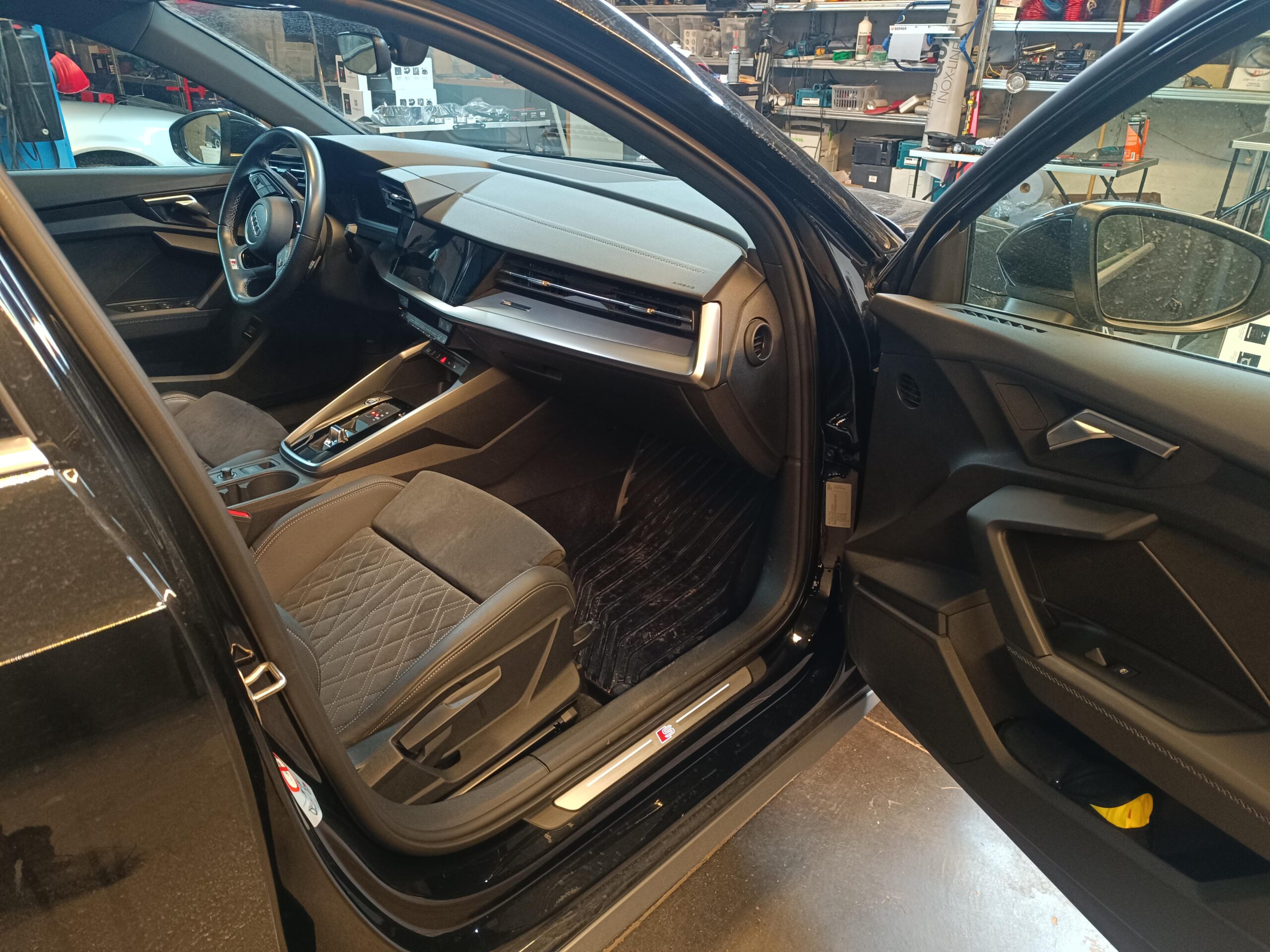 Audi A3 8Y Soundsystem nachrüsten Innenraum original