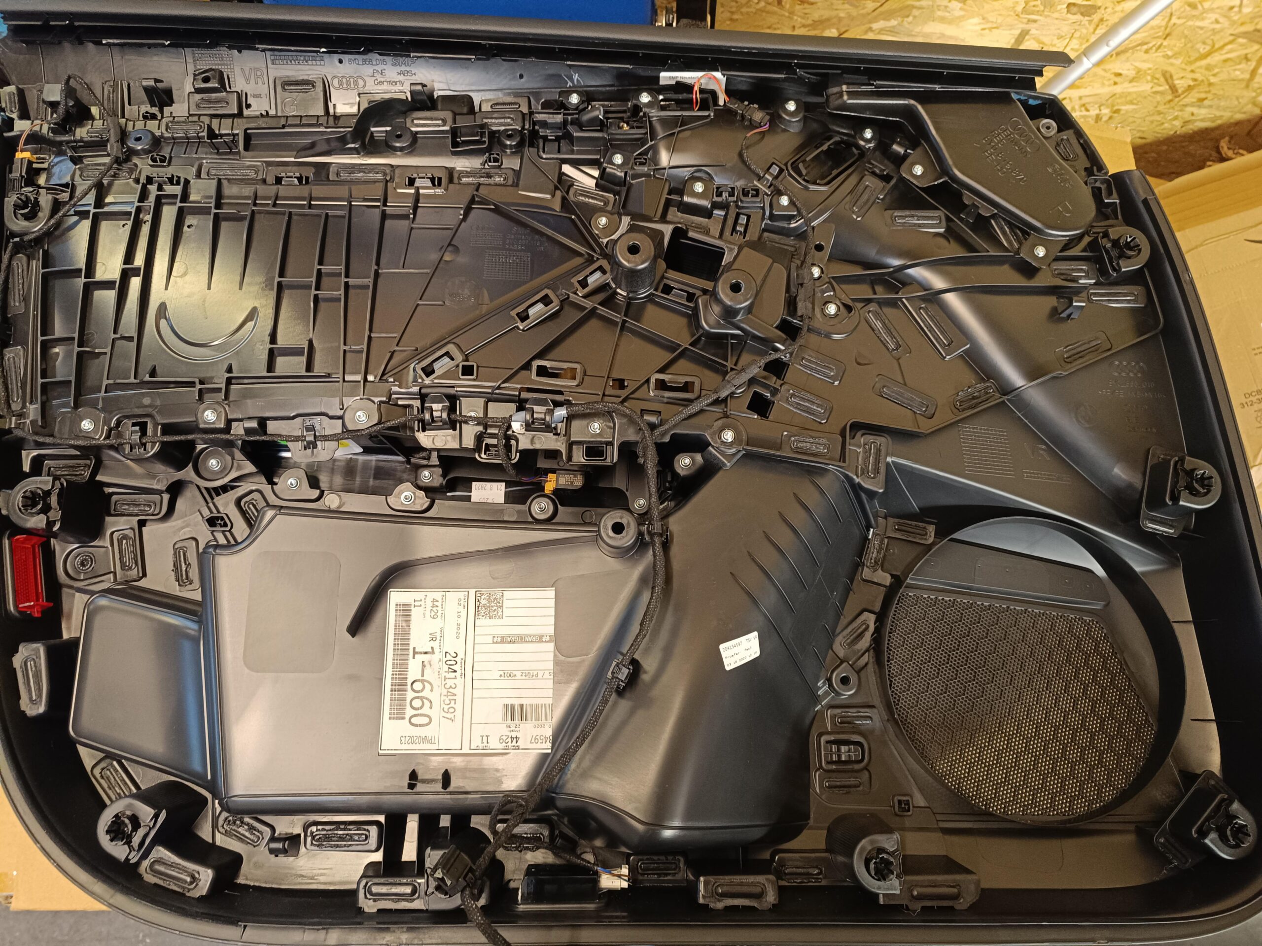 Audi A3 8Y Soundsystem nachrüsten Front Türverkleidung original