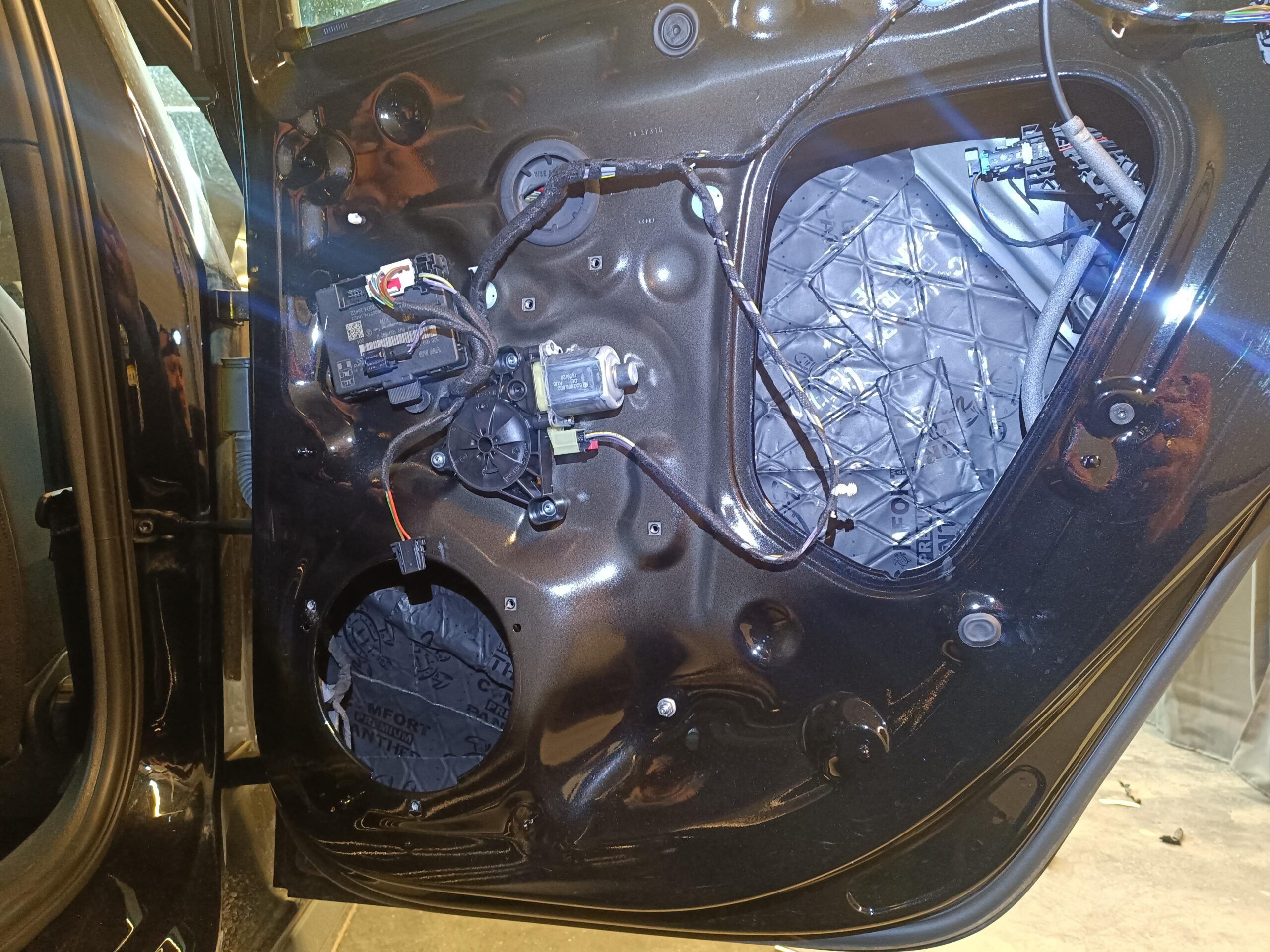 Audi A3 8Y Soundsystem Tür hinten Dämmung außen