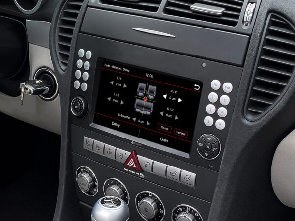 Mercedes SLK R171 Autoradio Dyanavin