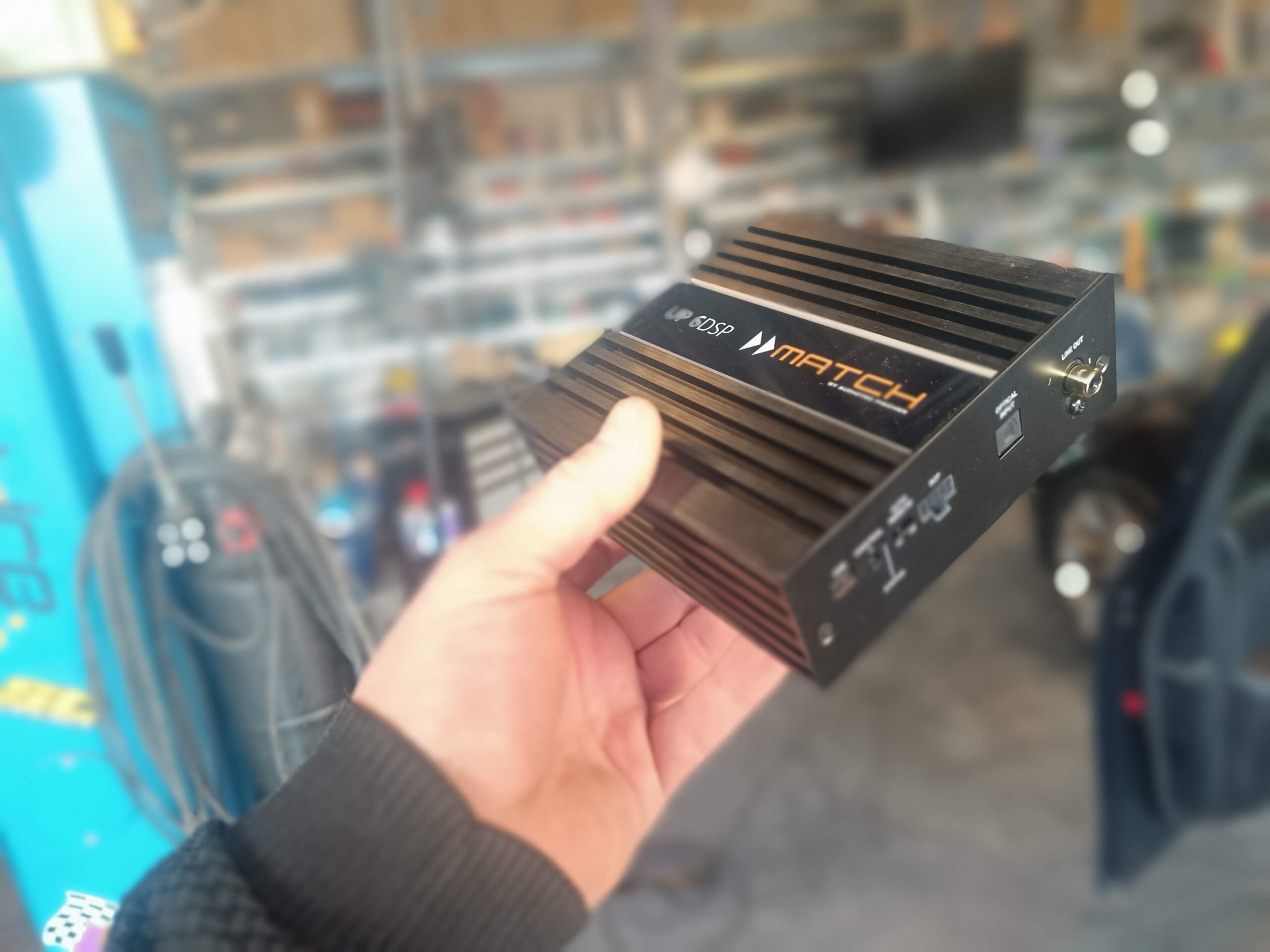 BMW E60 Soundsystem Match UP 6 Verstärker DSP