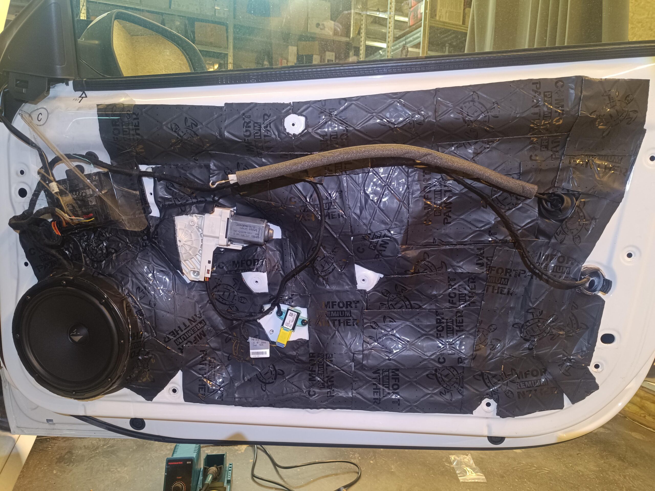 Audi A5 Soundsystem vordere Tür gedämmt