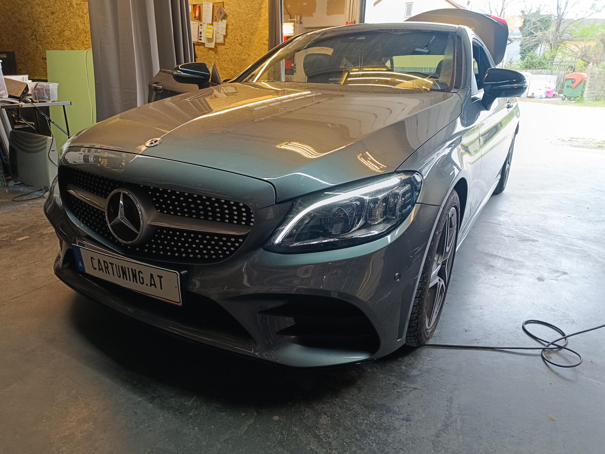 Mercedes C-Klasse Subwoofer Upgrade