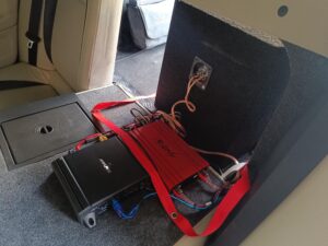 Saab 9-3 Soundsystem Umbau auf DSP und Spaß-Subwoofer 4 Saab 9-3 Soundsystem Alpine + Spectron