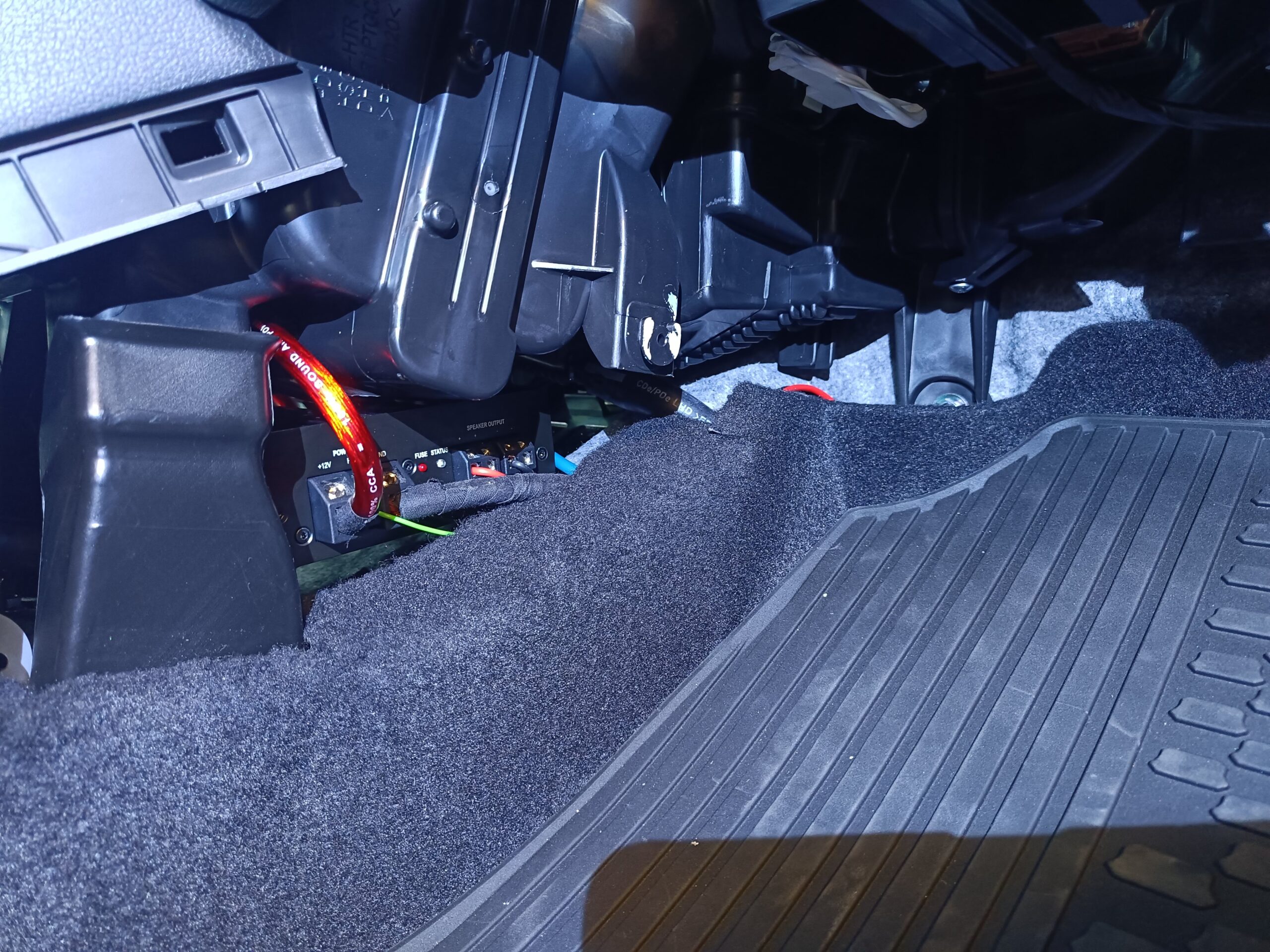 Hyundai i30 Soundsystem Match UP 1FX Endstufe