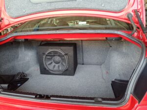 BMW E46 Soundsystem "wiederverwertet" und adaptiert 12 BMW E46 Soundsystem Subwoofer Sinuslive 30er