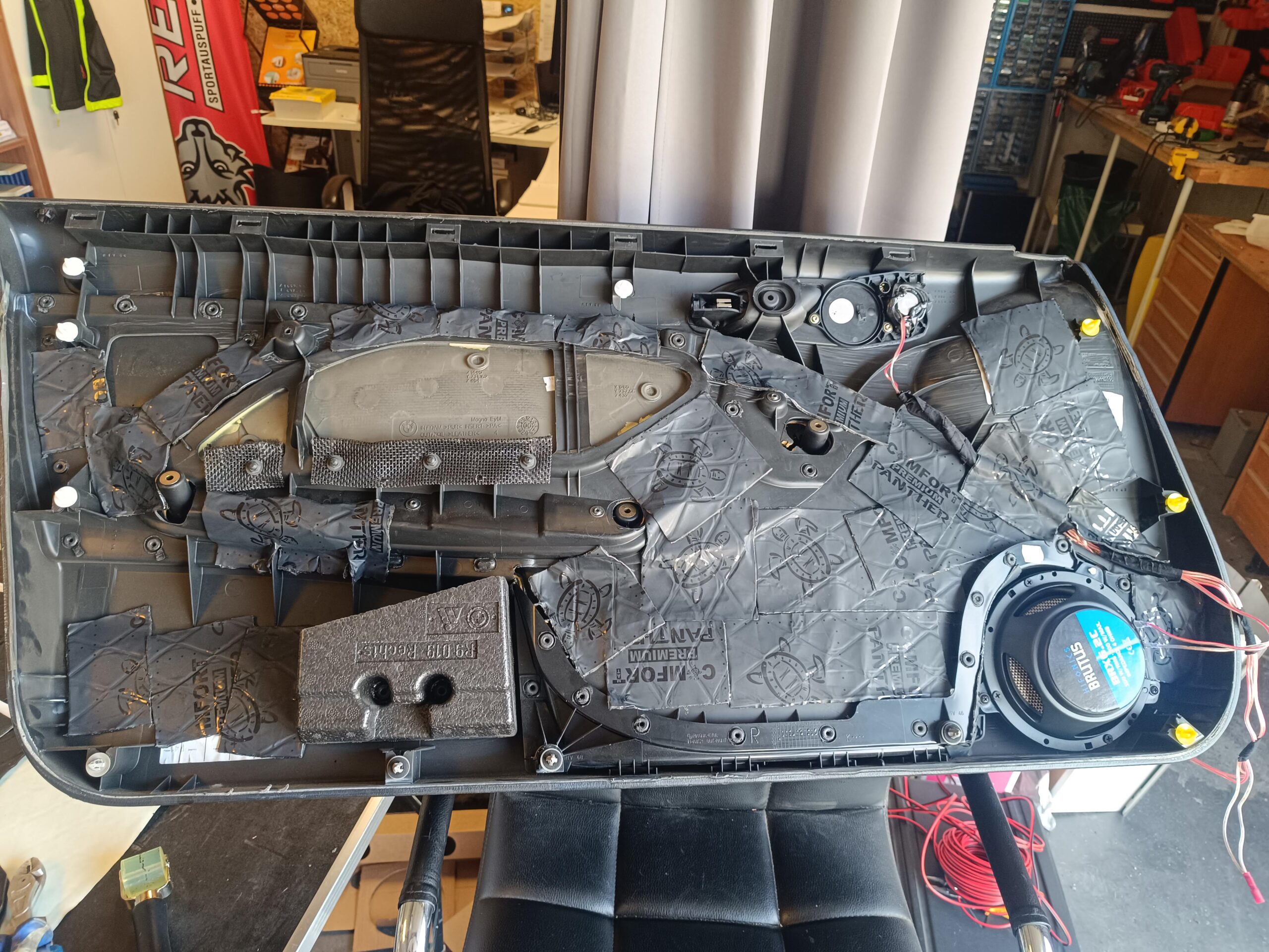 BMW E46 Soundsystem Türverkleidung Coupé Dämmung Alubutyl