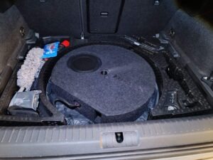 Cupra Formentor Soundupgrade DSP Reserveradsubwoofer