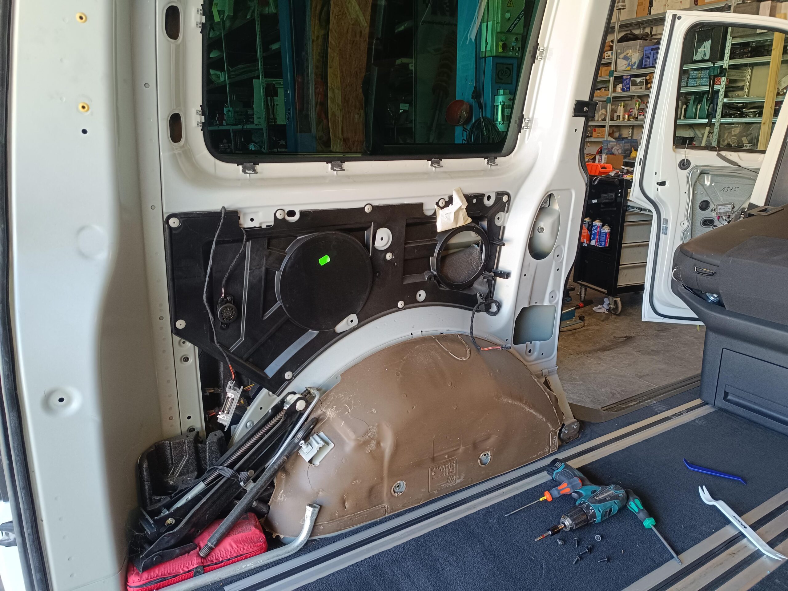 High End Soundsystem VW T6 Multivan Helix Compose i7