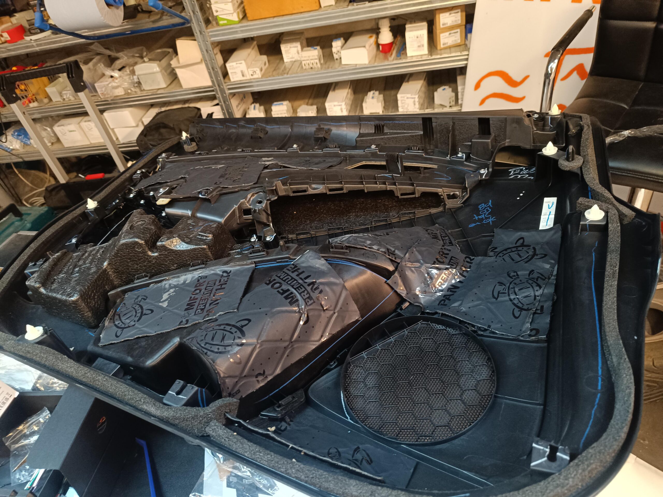 Mazda 2 Typ DJ Soundsystem Upgrade Basic DSP
