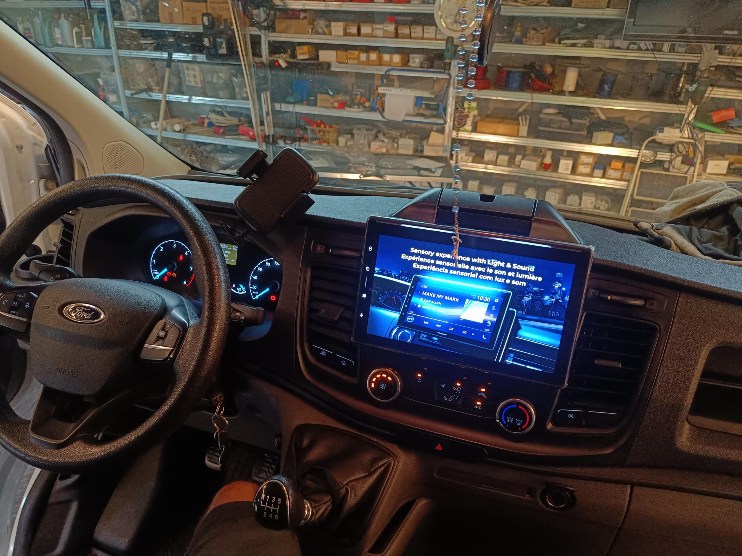 Ford Transit Custom Auto Radio Upgrade Android Auto Apple Carplay Rückfahrkamera